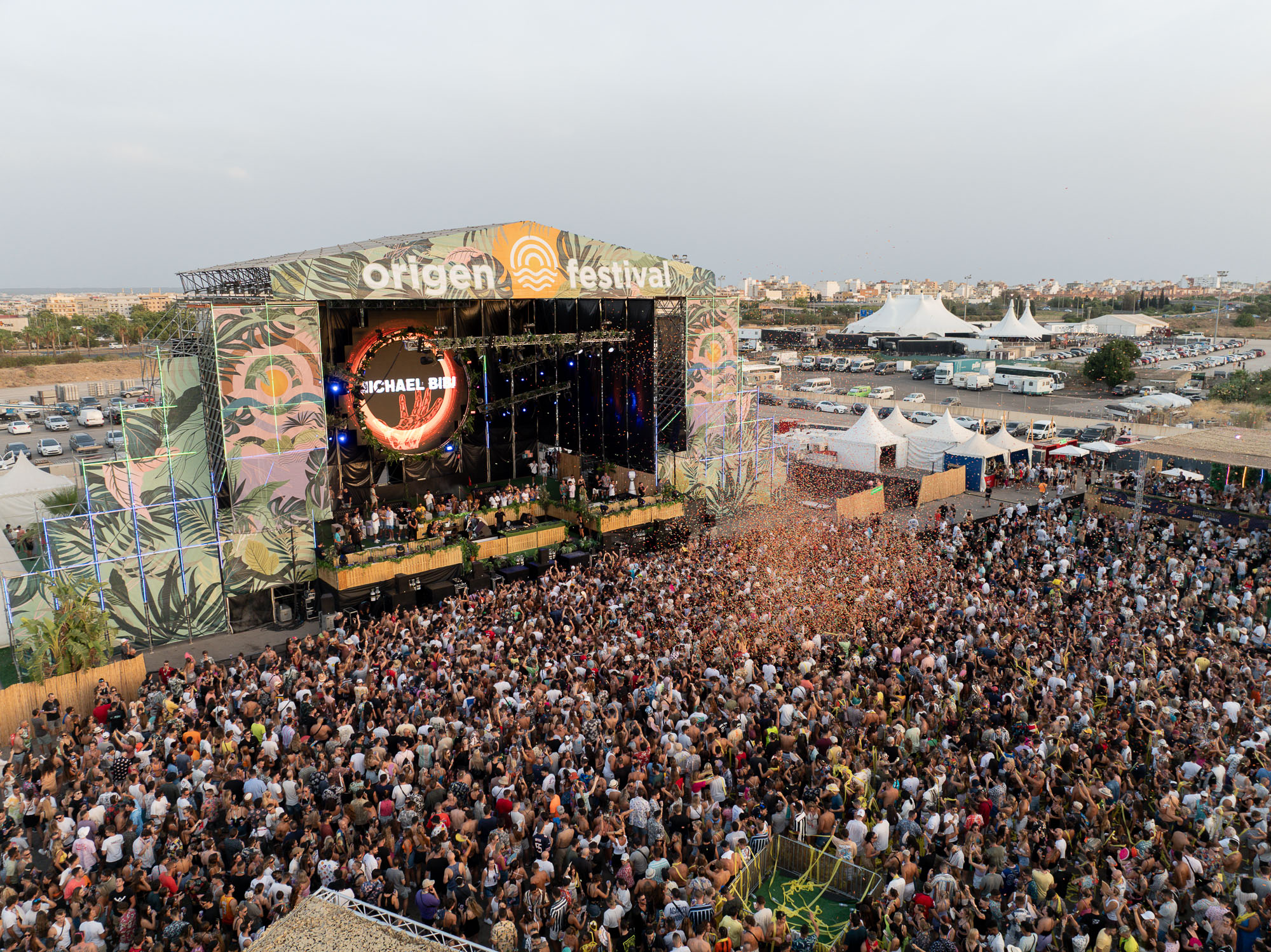 ORIGEN x ELROW Dron, general lateral. Día